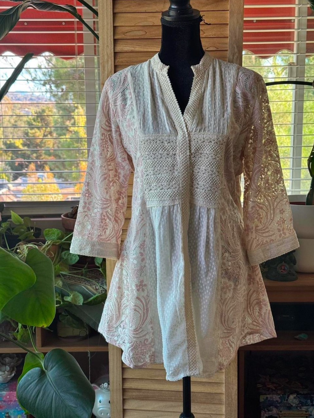 Lakshita baby pink and cream kurta with crotchet detailing